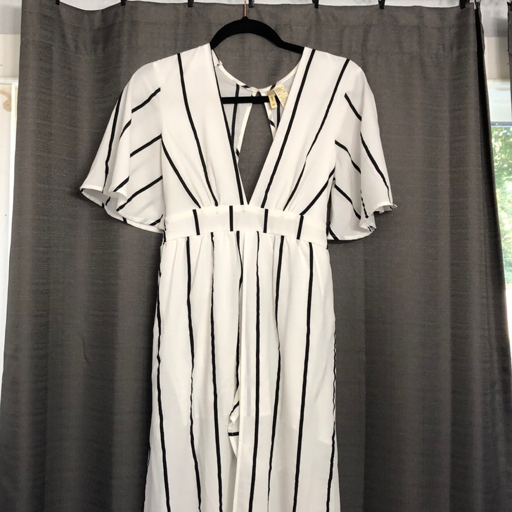 Size M Maxi romper - Picture 1 of 4